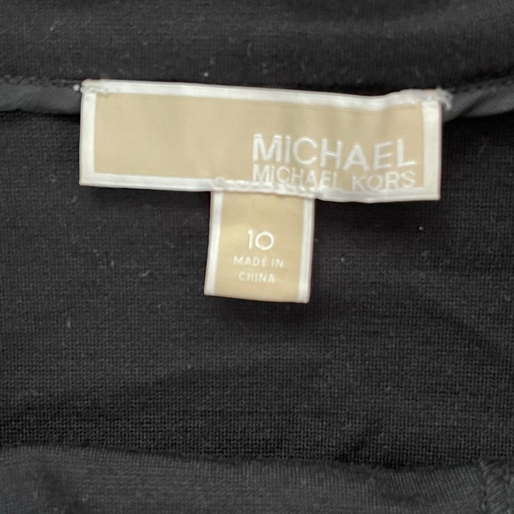 Barely Worn Stylish & Flattering Michael Kors Ski… - image 3